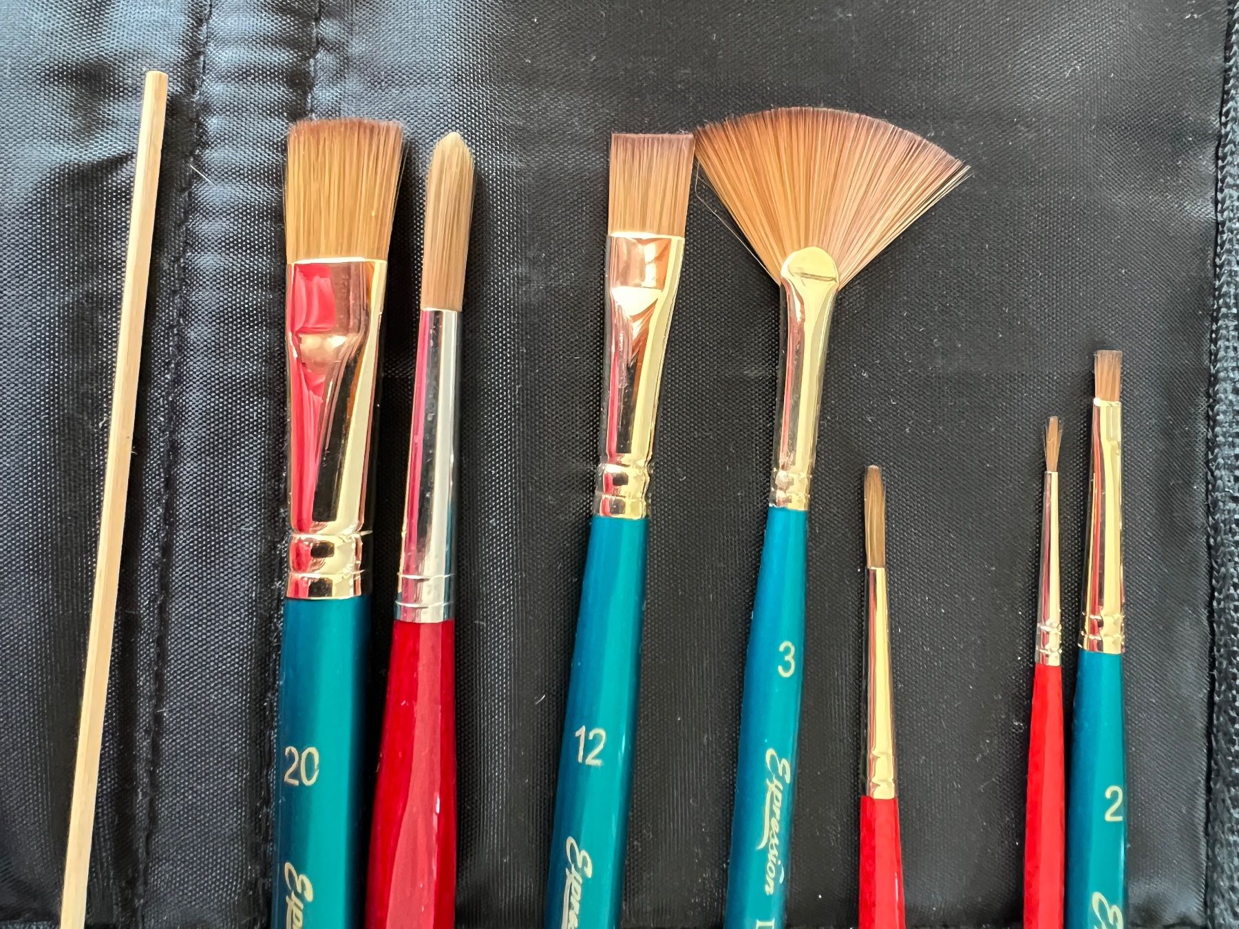 Pinsel: Pinselauswahl mit Pinseletui, gebraucht – Gebraucht aus Iragna von Flips03 2