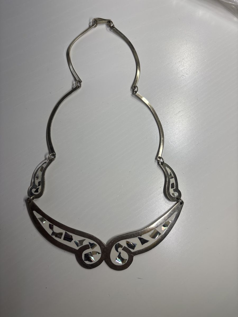 Catenine: Alpaca-Halskette mit Muschelinlay - Einzigartiges Design – Usato da Eriz venduto da Axolotl13