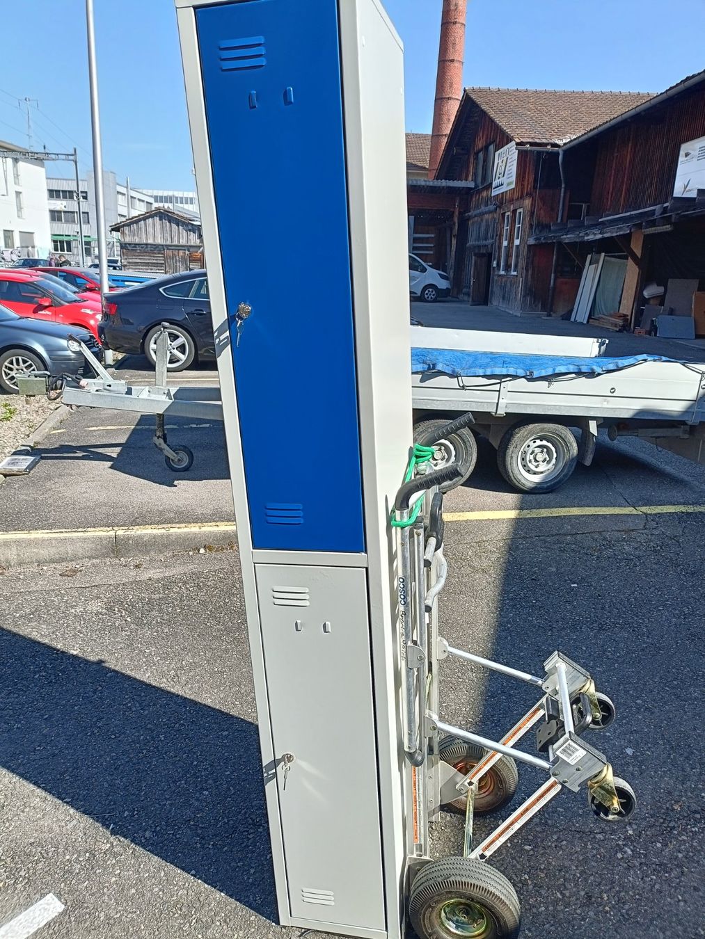 Guardaroba: Spint (oder Spind) – Usato da Köniz venduto da Brockenreich