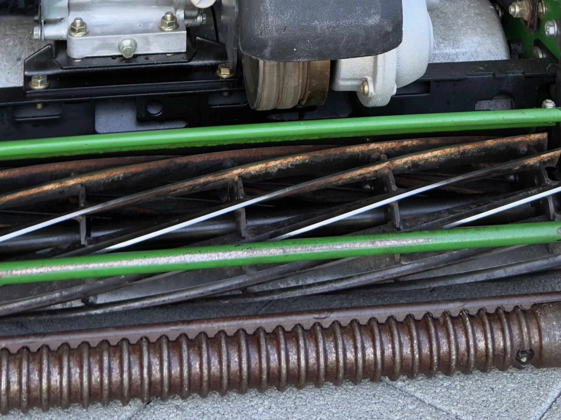 John Deere Tagliaerba: Spindelmäher frisch ab Service – Usato da Melchnau venduto da Suty41 4