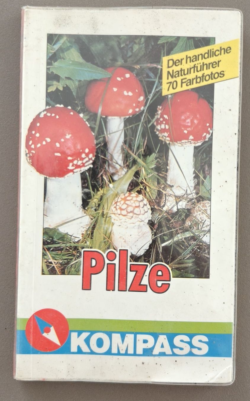 Bücher: Pilzbuch – Gebraucht aus Niederrohrdorf von privat23
