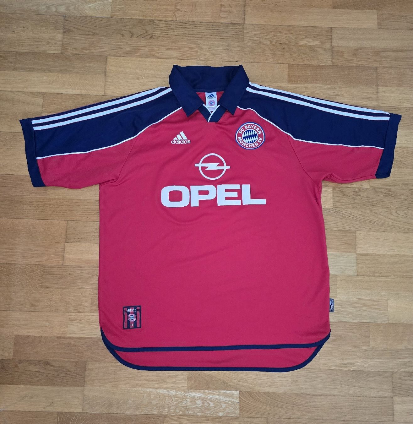 FC Bayern München Trikot rot/blau Gr. L Adidas Opel 90er/00