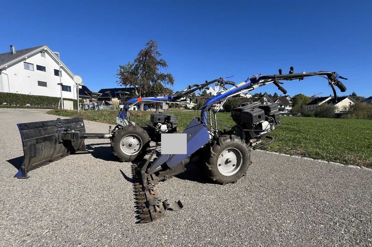 Toutes les machines: Motormäher – D'occasion à oberwil-lieli par dolomit01 1