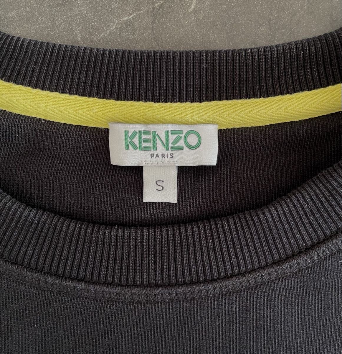Kenzo Maglioni & Felpe: Kenzo Pullover Grösse S – Usato da Rapperswil SG venduto da joyakeller 1