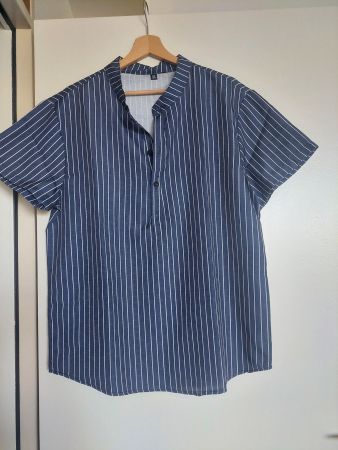 BLAU/WEISS GESTREIFTES HERREN HEMD GR. XL *NEU*