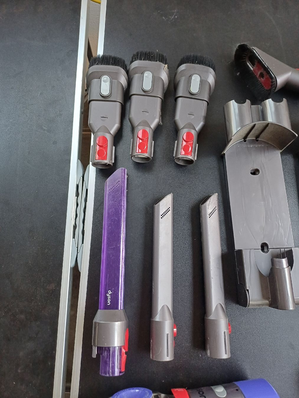 Dyson Aspirapolveri & Accessori: Dyson Staubsauger Konvolut – Difettoso da Wangenried venduto da Recycler94 4