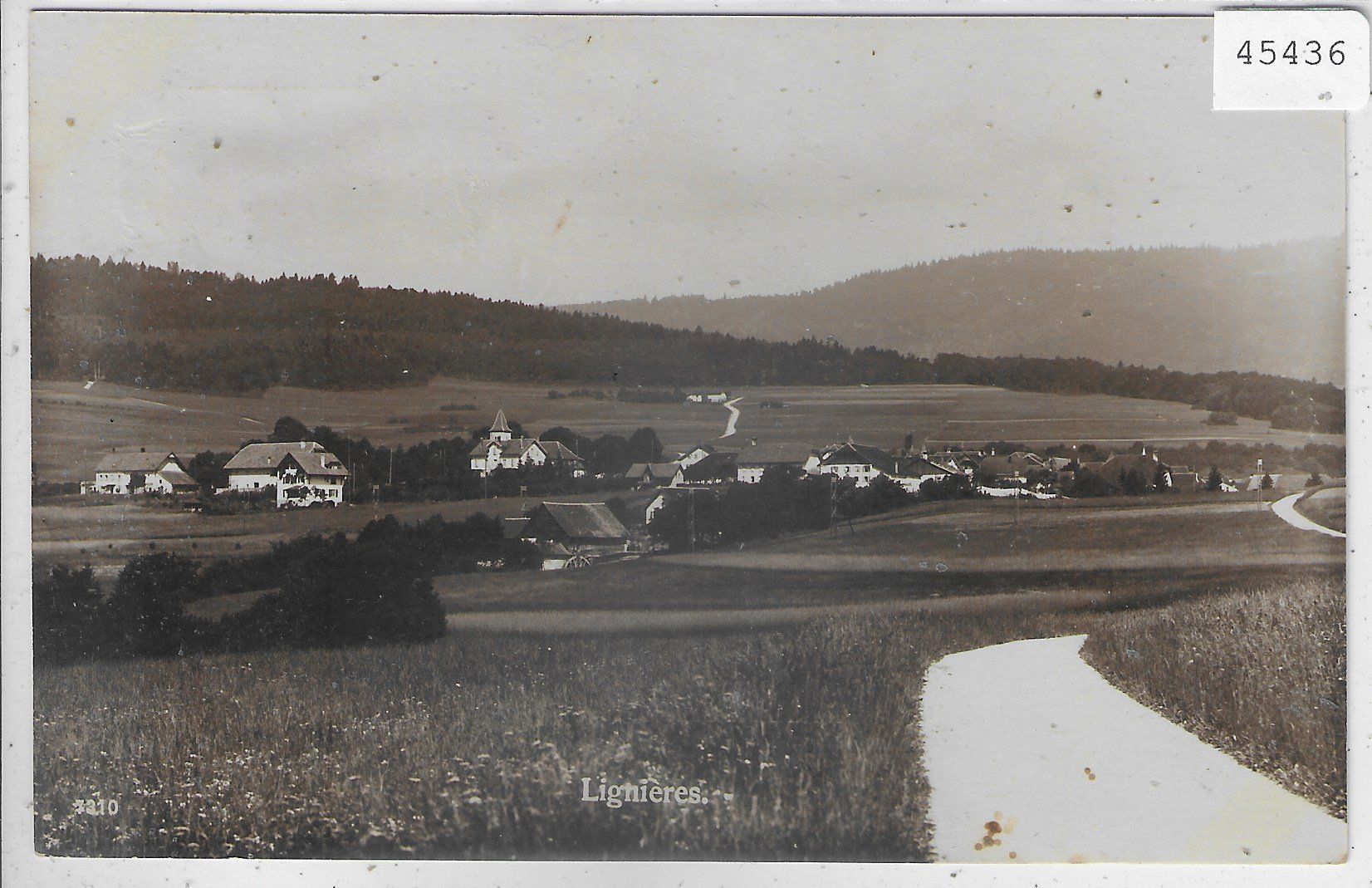 Cartoline postali: Lignieres - Vue generale – Usato da Ettingen venduto da Kartenplanet