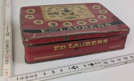 vintage Blech-Box / Schachtel
