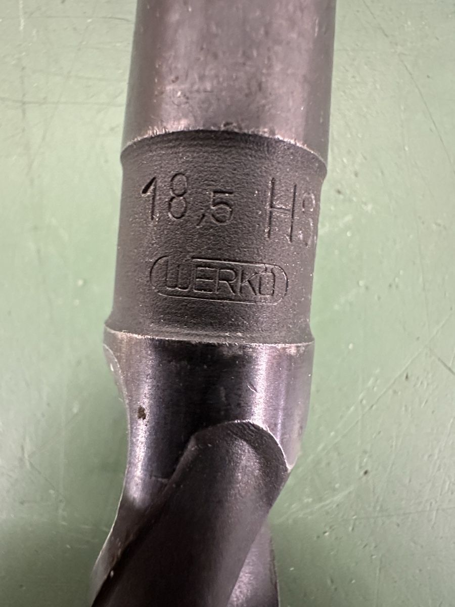 Tutti gli attrezzi: HSS Bohrer, MK2, Drill Bit ⌀ 18,5mm  – Usato da Aarberg venduto da SNMachines 2