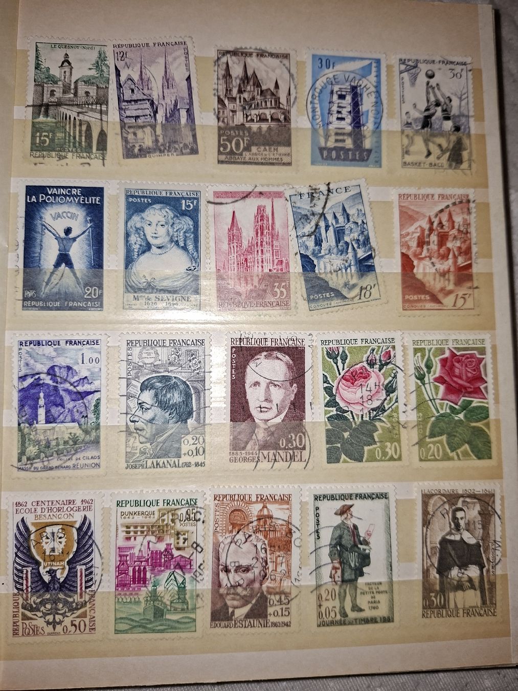 Tutti i francobolli: Briefmarkensammlung Frankreich und div. länder – Usato da Balgach venduto da SIMEON27 8