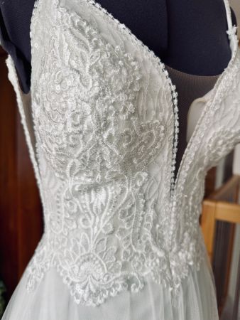 NEW ARRIVAL! Romantisches ALinie Brautkleid in 34/36