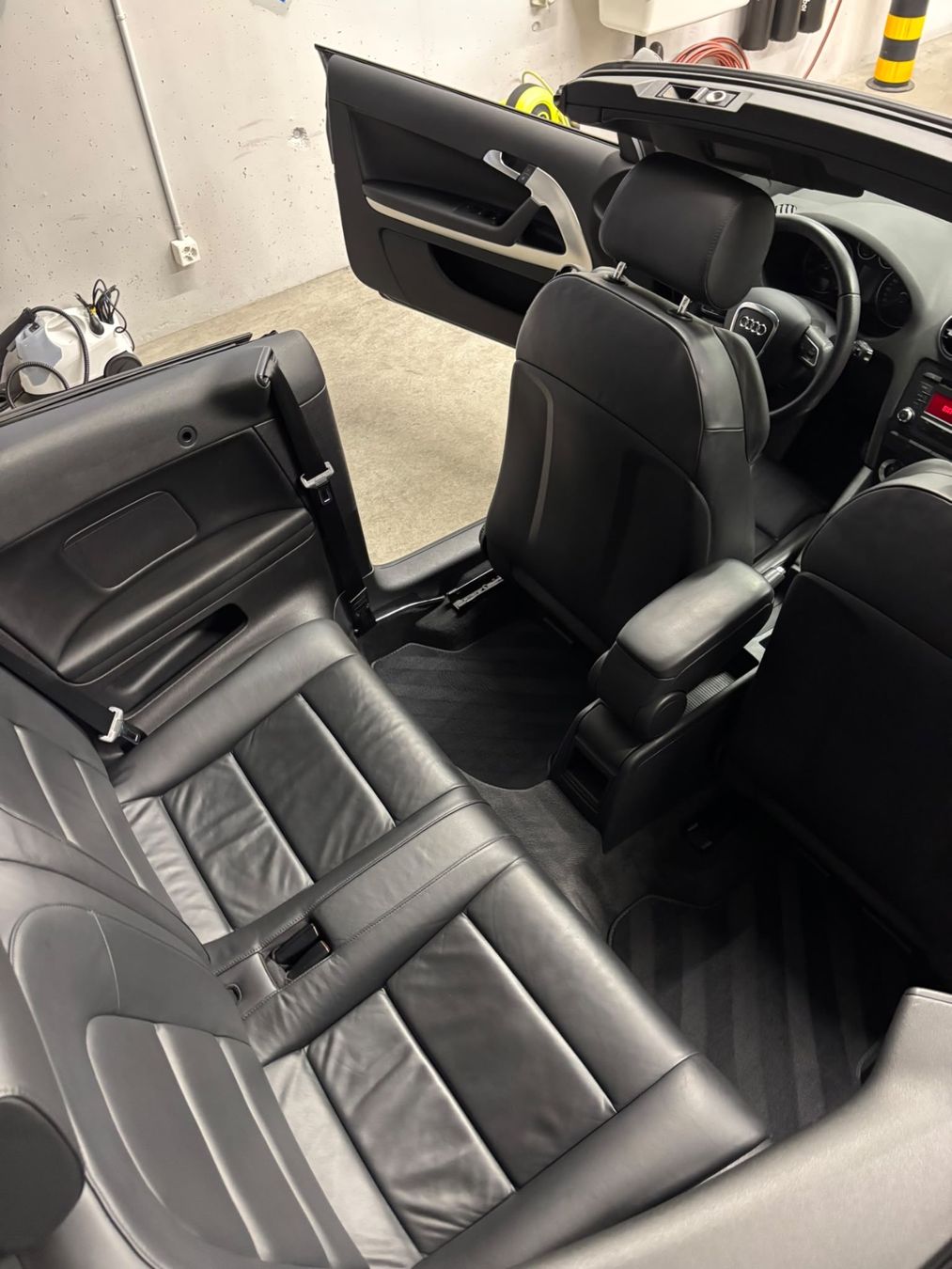 Audi Autos: Audi A3 Cabriolet 2009 – Gebraucht aus Embrach von leo_bhr9 7