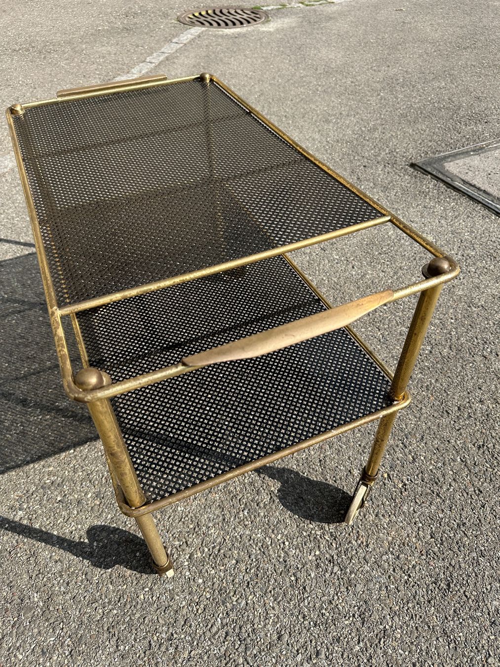 Carrelli di servizio: Vintage Servierwagen Barwagen Messing Lochblech – Usato da Zürich venduto da atlantis77 4