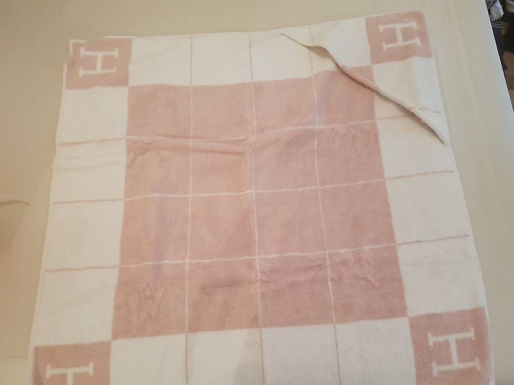 Serviettes de bain: HERMES Babybadetuch "Avalon" - rosa – D'occasion à Lausen par mirip86 1
