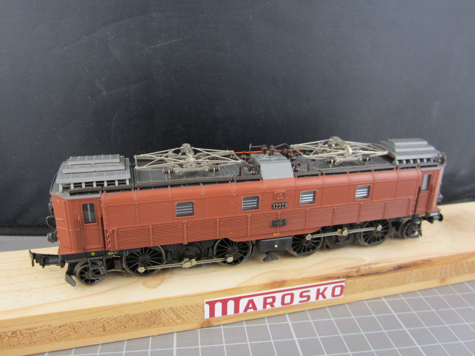 Roco Modelleisenbahnen: Roco 43508 SBB Be 4/6 braun, mit OVP, DC – Gebraucht aus Malters von Marosko 2