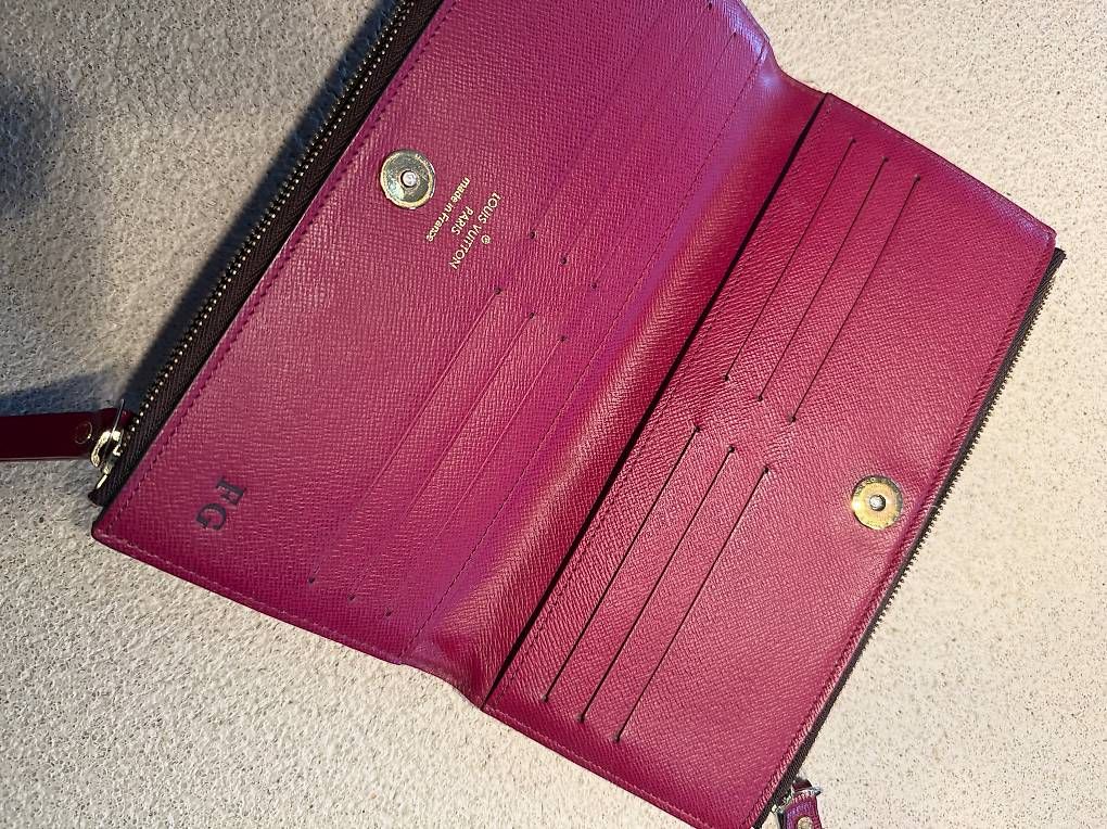 Portamonete: Louis Vuitton Adele Wallet Monogram Fuchsia – Usato da Uhwiesen venduto da Zenzin 1