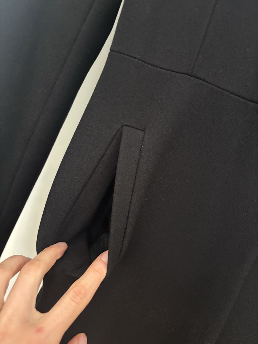 Zara Giacche: Zara Blazer Schwarz  – Usato da Küttigen venduto da GitLab 2