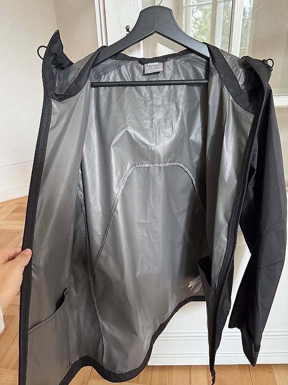 Jacken: Puma Rain Jacket Ferrari Limited Edition, Size: M,  – Gebraucht aus Lausanne von ama_ykl2 4