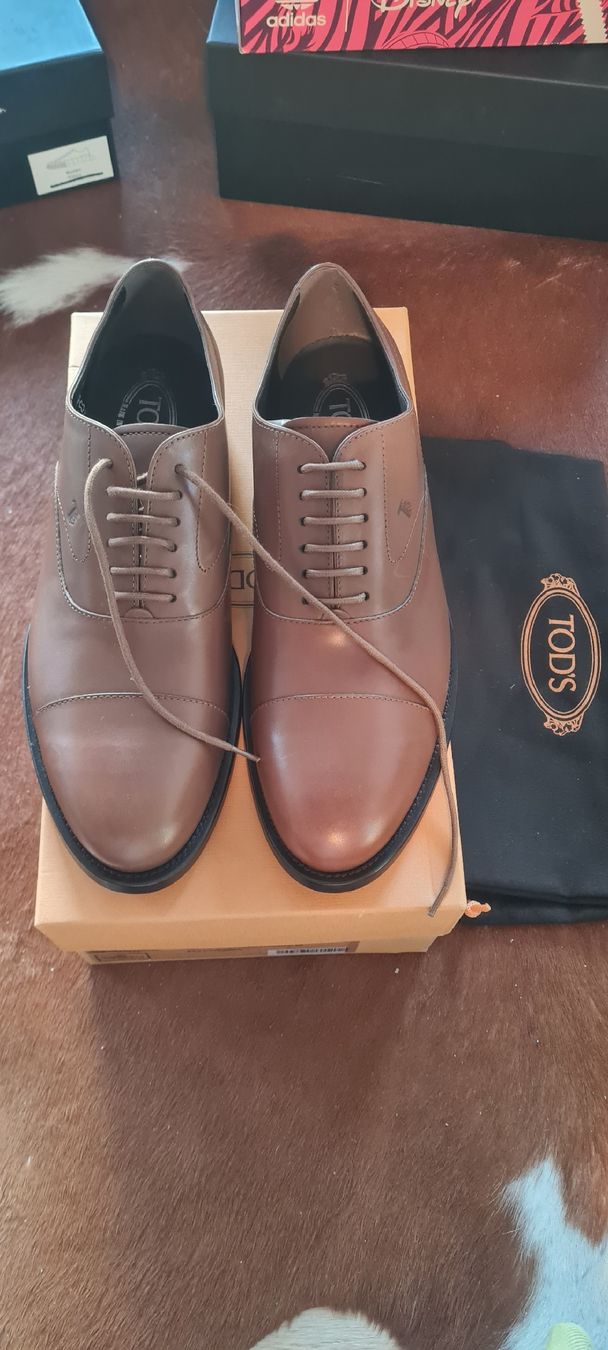 Tod'S Scarpe da uomo: Tods Schnürschuhe Leder Neu 42 – Nuovo e nell'imballaggio originale da Altendorf venduto da nab_mxj7 5
