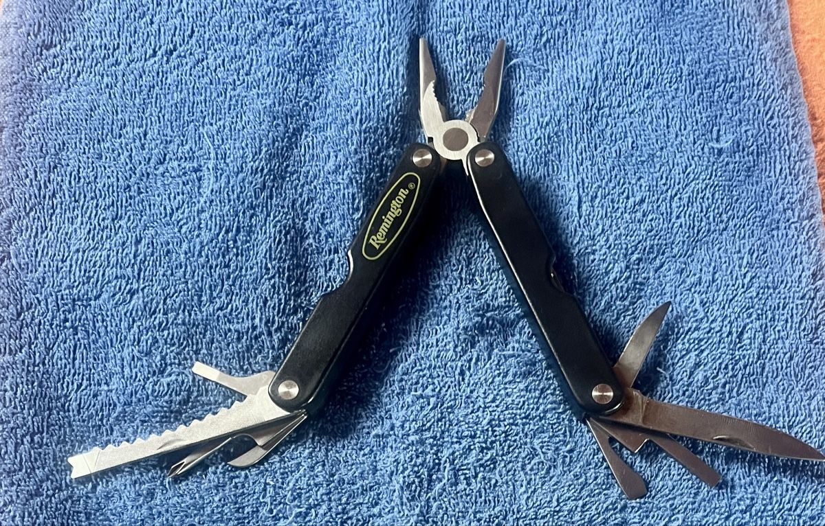 Remington Tutti gli attrezzi: Remington Multitool mit Etui guter Zustand – Nuovo e nell'imballaggio originale da Bigenthal venduto da Sammler60 2