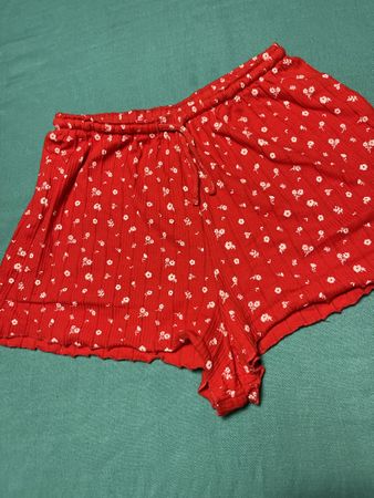 Shorts Tezenis rossi con stampa floreale,tgM,L-perfetti
