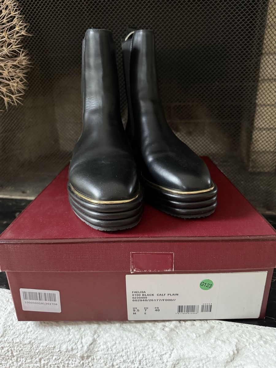 Bally Scarpe da donna: Bally Stiefeletten 40 Neu – Nuovo e nell'imballaggio originale da Wiesendangen venduto da Drachen12