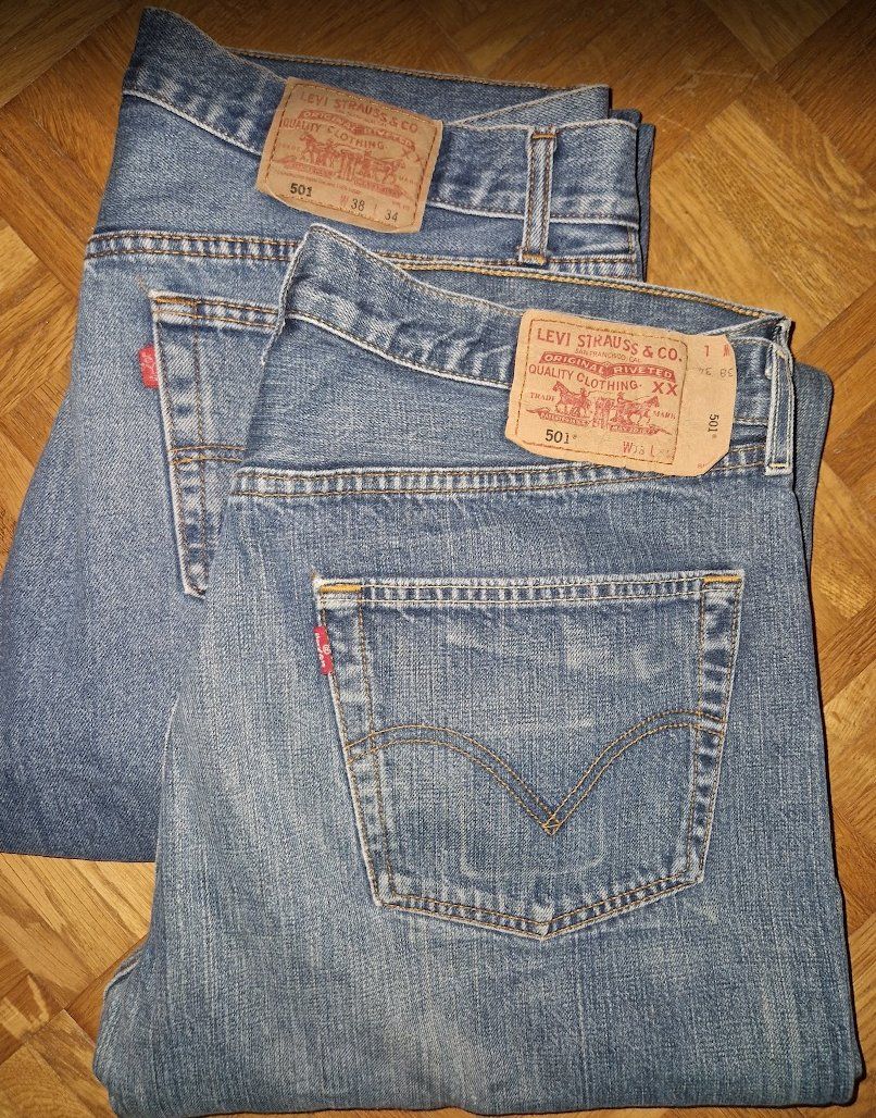 Levi's Jeans: 2x Levi's 501 Original Button Fly – Gr. 38/34 – Usato da Au SG venduto da jes_bj6k