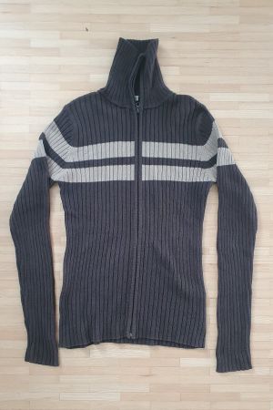 Strickpullover braun mit Streifen
