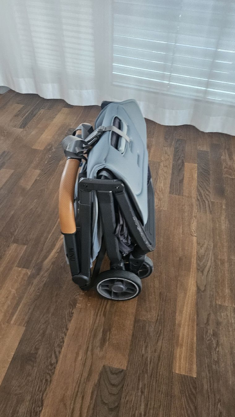 UPPAbaby Kinderwagen: UPPAbaby Minu V3 Reisebuggy – Gebraucht aus Zürich von CharlesI01 4