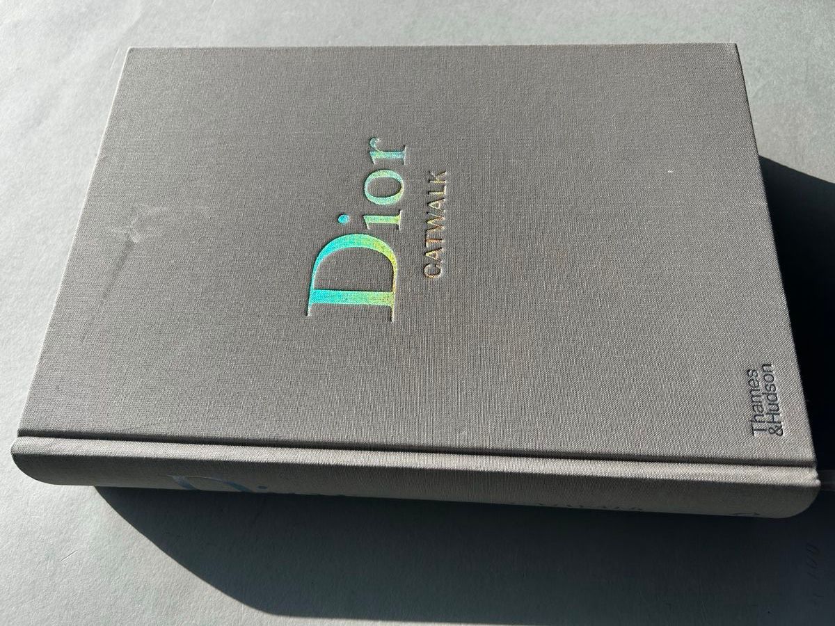 Bücher: Dior Catwalk: The Complete Collections Book, Rare Find! – Gebraucht aus Zürich von lesgarcons 6