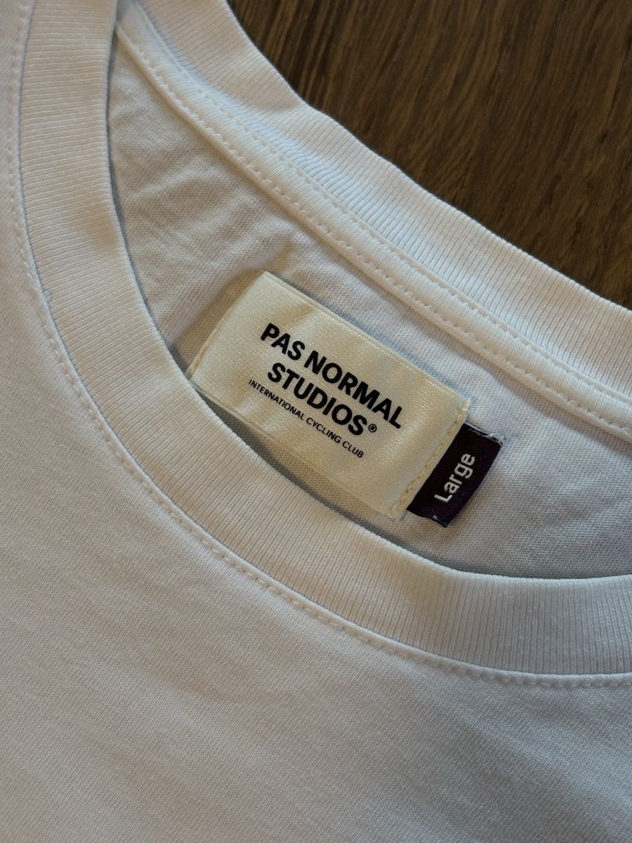 Pas Normal Studios T-shirt: PNS Off-race T-shirt – Nuovo (secondo la descrizione) da Mels venduto da exploremore 2