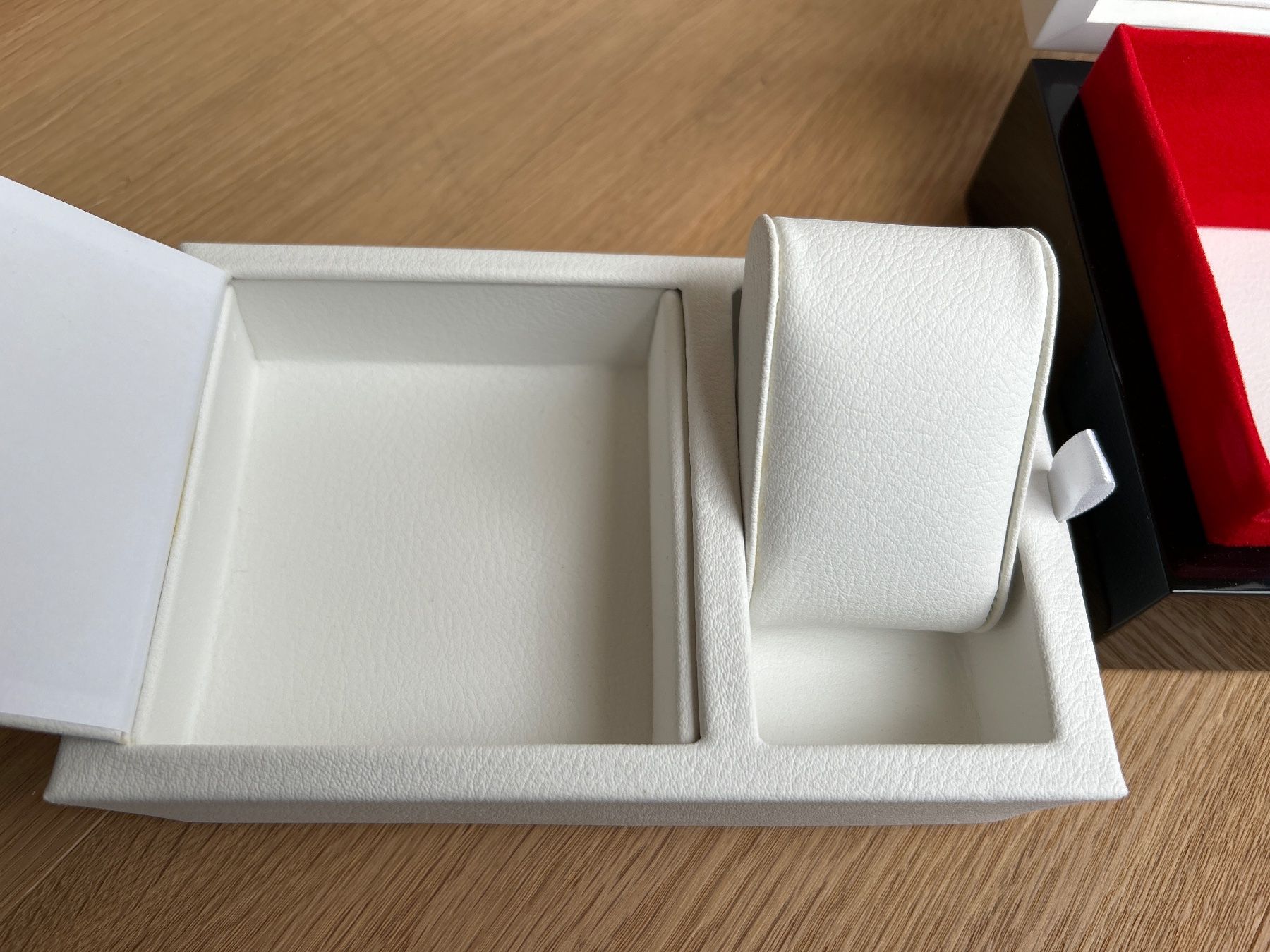 Tissot Orologi: Tissot - Uhrenbox – Nuovo (secondo la descrizione) da Fläsch venduto da sus_69xn 3