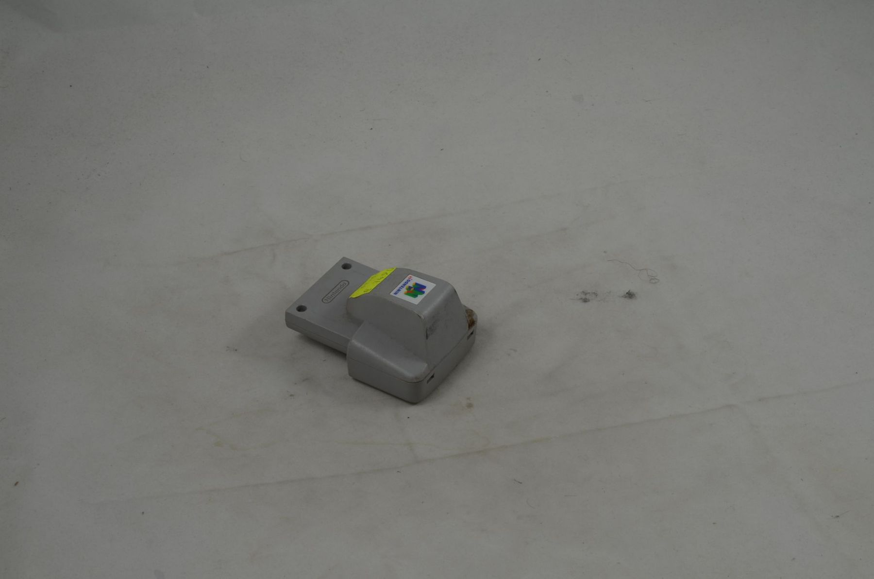 Altri accessori: N64 Rumble Pack (Original) – Usato da Buchs AG venduto da SellAndBuyX 5