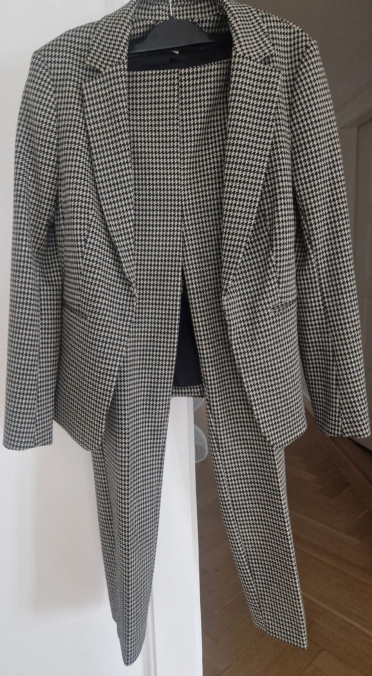 H&M Completi & Tailleur: Hosenanzug in 36 – Nuovo (secondo la descrizione) da Küsnacht ZH venduto da 2011_ 2