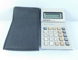 Vintage Aurora LCD-8 Taschenrechner mit Hülle 1970er