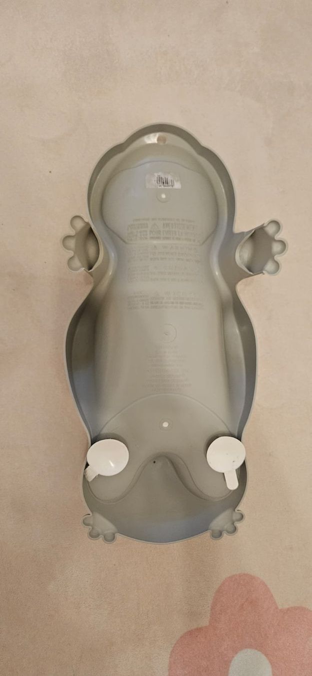 Baignoires: Baby Badesitz grau guter Zustand – D'occasion à Benglen par Zaks1984