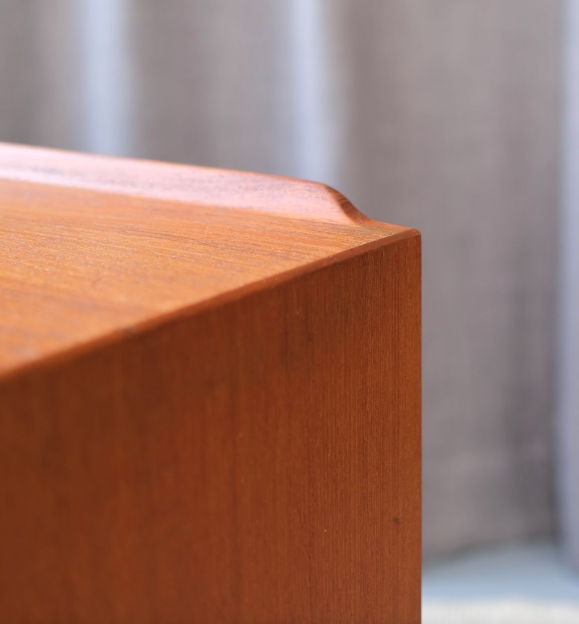 Credenze: Arne Vodder Modell OS11 Sideboard / Sibast, Denmark – Usato da Bern venduto da Zmodern_VIN 8