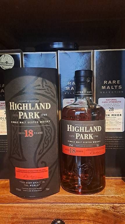 Highland Park Bevande alcoliche: Highland Park 18 ans – Nuovo e nell'imballaggio originale da Villeneuve VD venduto da K.Jo
