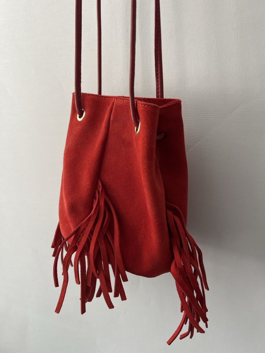 Massimo Dutti Taschen für Damen: Massimo Dutti rote Leder Tasche  – Gebraucht aus Oberglatt ZH von ble_75jw