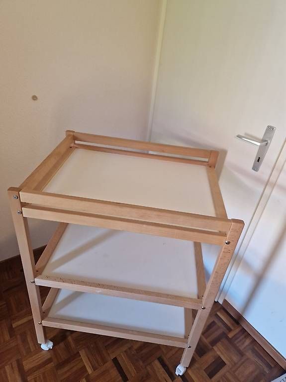 Wickeltisch & Zubehör: table à langer – Gebraucht aus Vevey von jemaro 1