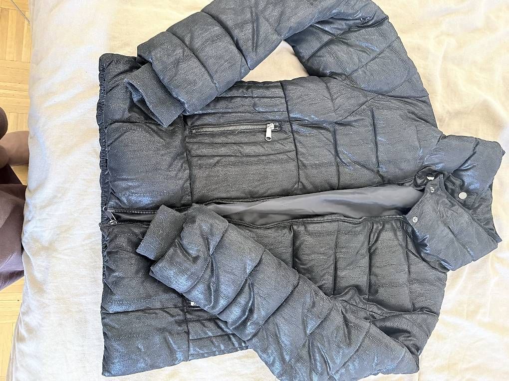 Vestes: Veste – D'occasion à Onex par erovira