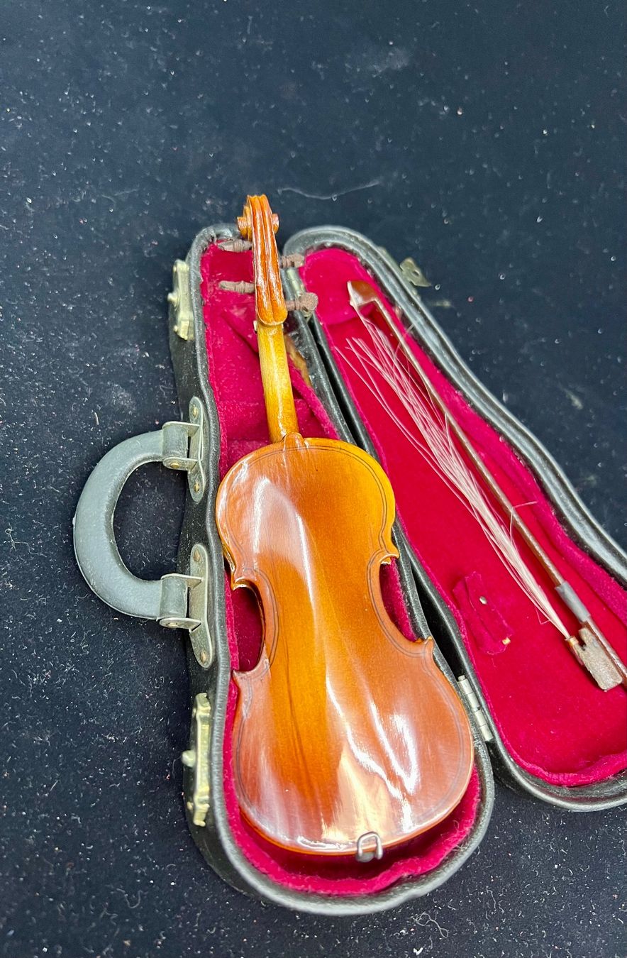 Strumenti musicali: Petit Violon d'exposition env.17cm – Usato da Sion venduto da ROBY_ROBY_ROBY 2