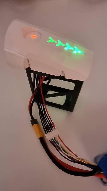DJI Modellismo RC: DJI INSPIRE 6S LIPO ADAPTER – Usato da Unterengstringen venduto da Baldyman 3