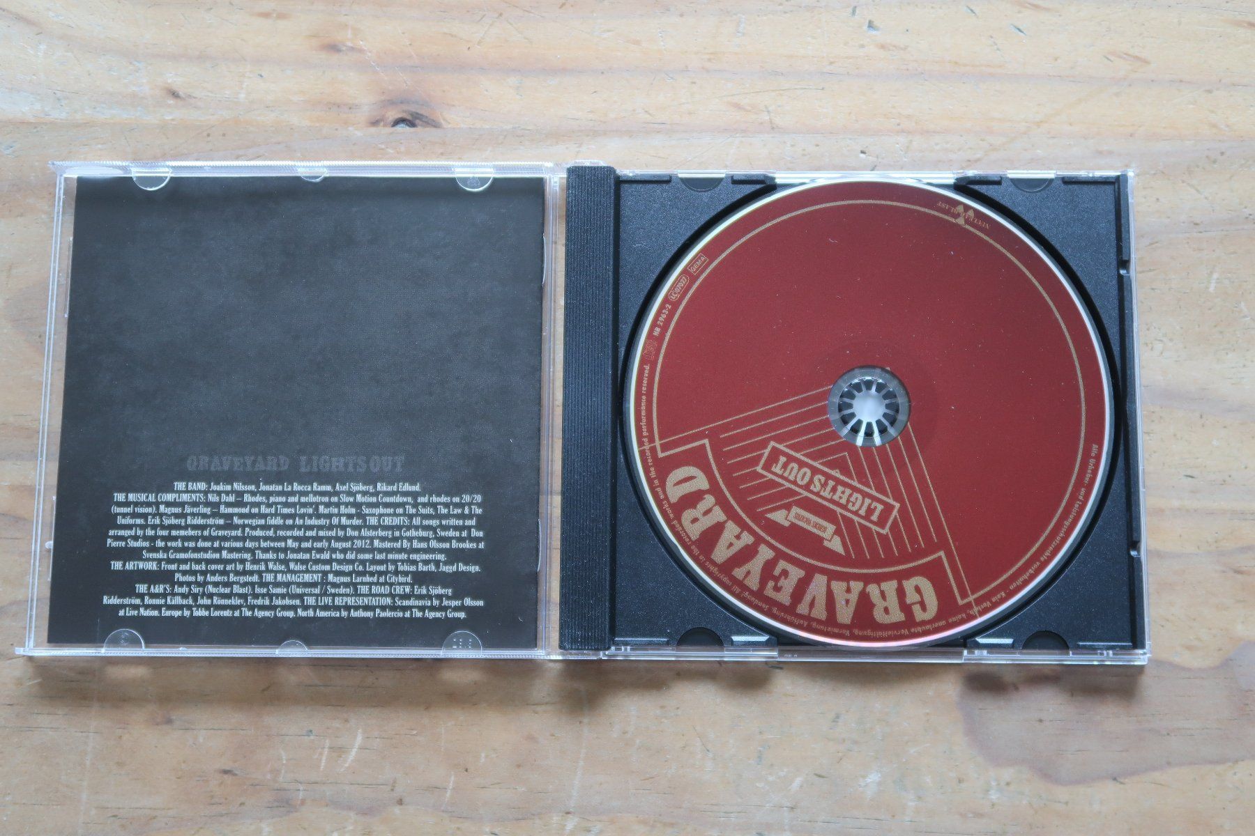 CD: GRAVEYARD - LIGHTS OUT - CD – Usato da Basel venduto da Patiscat 5