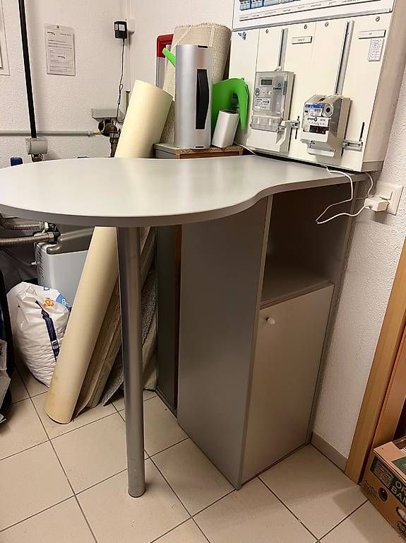 Allestimento di negozi e stand fieristici: Table de bar avec compartiment à porte – Usato da Grolley venduto da fra_n2sg