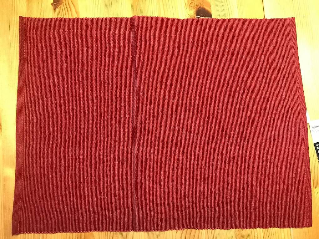 Set di tavolo e panche: 12 neue Stück Tischset – Usato da Samstagern venduto da rhubi1968