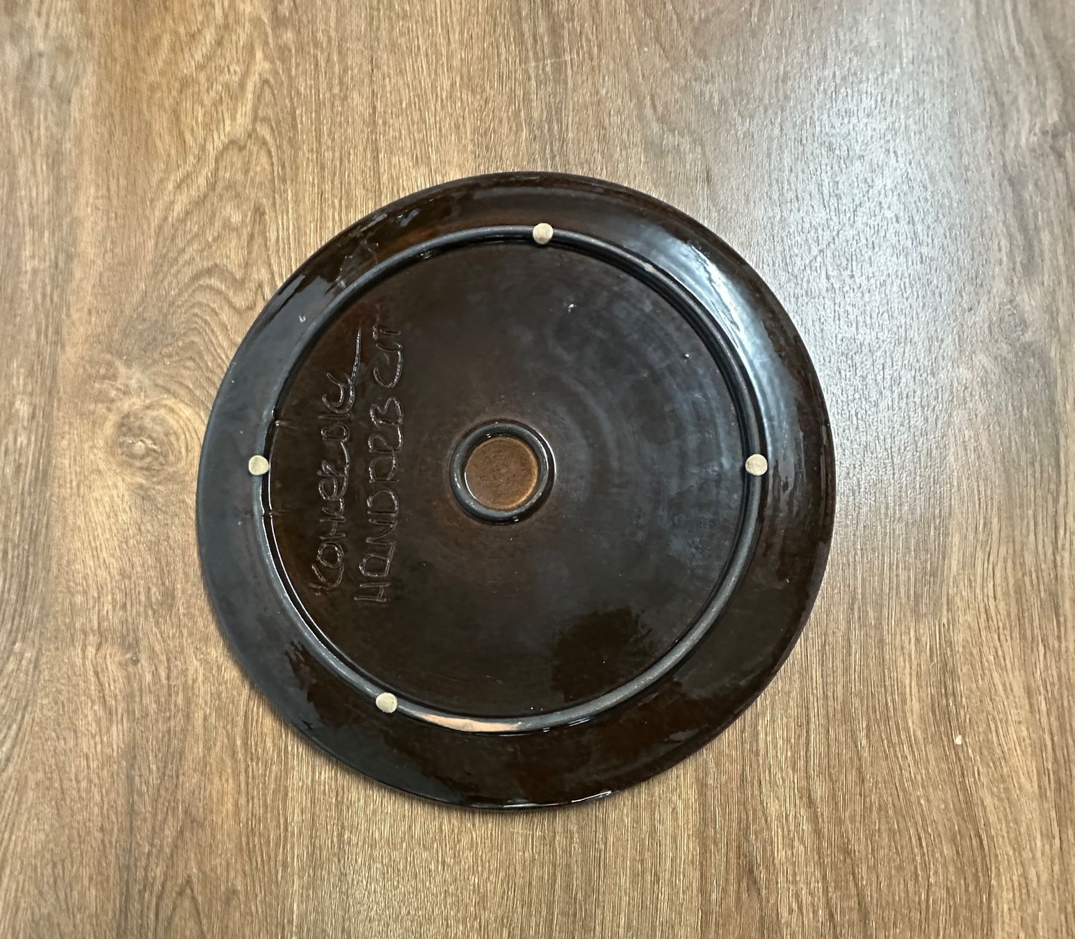 Piatti: Töpferware, Handarbeit, Wandteller, braun, Blumenmuster, ... – Usato da Nussbaumen AG venduto da olitech5415 1