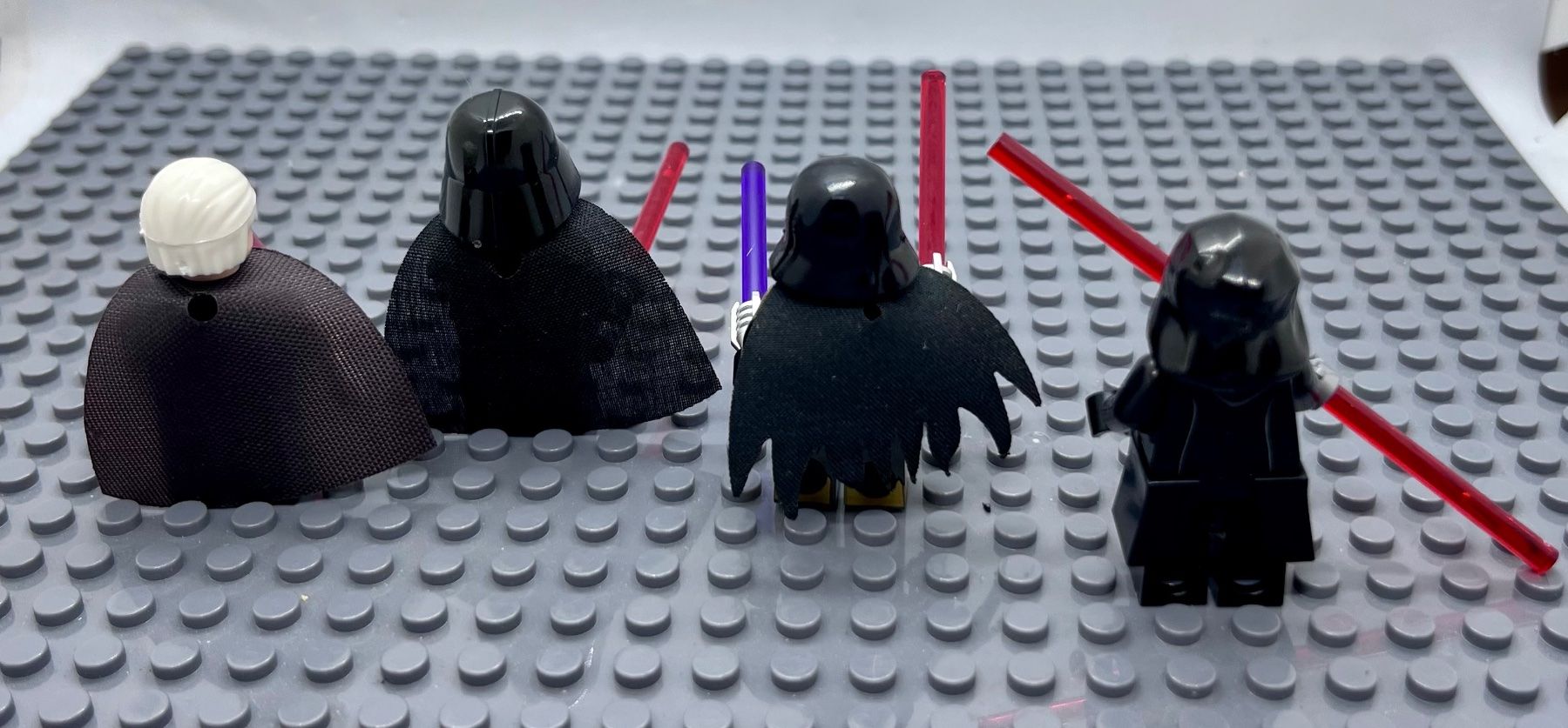 Star Wars Kit di costruzioni: Custom Darth Vader & 3 weitere Sith Lords Minifiguren – Nuovo (secondo la descrizione) da St. Gallen venduto da Starlord77 3
