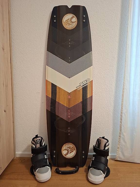 Tavole da surf e di nuoto: Cabrinha CBL, inkl. H3 Boots – Usato da Rain venduto da FirAxis92