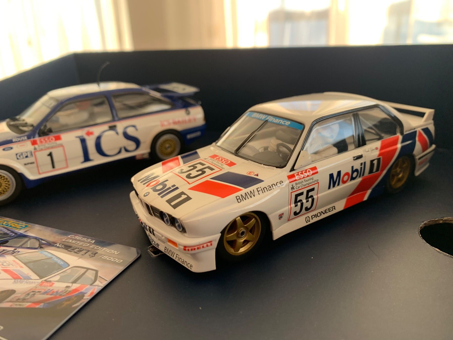 Scalextric Modellautos: Scalextric Legends BMW E30 und Ford Sierra RS500 – Neu und originalverpackt aus Remigen von Kowalzki 4